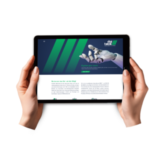 Darstellung der digi table Website auf einem Tablet – responsives Design, modern und CI-konform visualisiert.